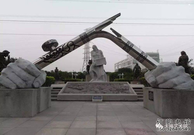 手握钢笔雕塑，标识雕塑，不锈钢手握钢笔雕塑厂家