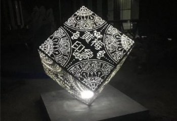 魔方雕塑定做，公园小品，灯光魔方雕塑点击