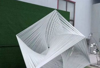 广场立方体雕塑厂家，市标雕塑，镂空立方体雕塑定制