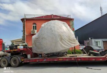 镜面球雕塑生产商，城市雕塑，不锈钢球雕塑厂家常用