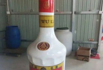 广场瓶子雕塑