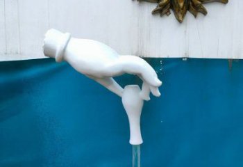 手雕塑服务商，公园小品，地产手捏瓶子雕塑厂家