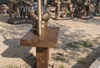 手握钢笔雕塑承接，城市雕塑，仿铜手握钢笔雕塑厂家