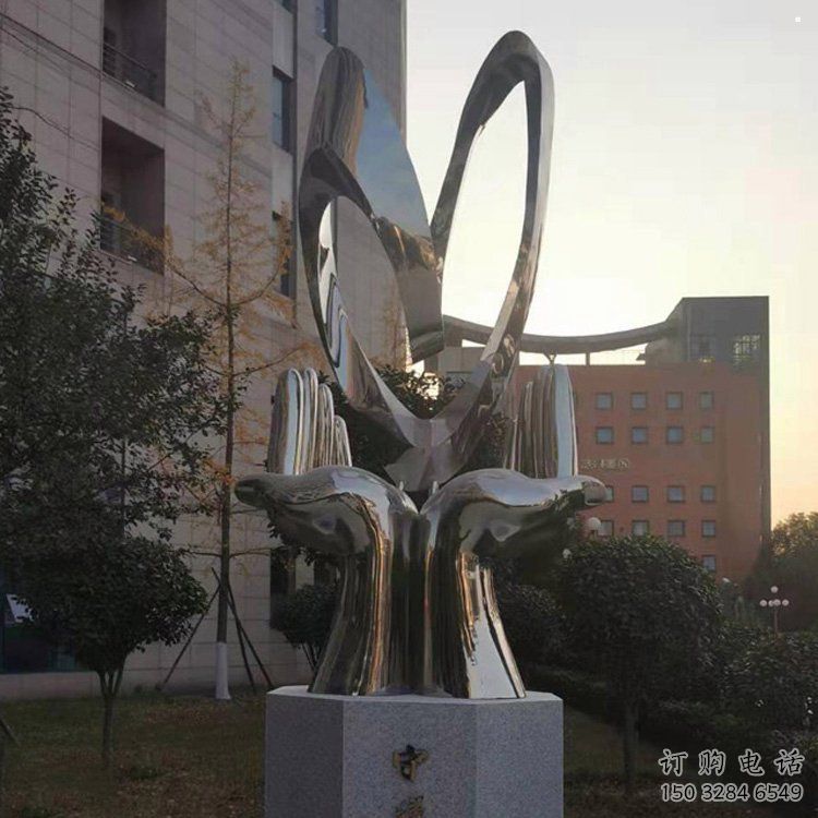 双手雕塑厂家,水景雕塑,别墅不锈钢双手雕塑制作 双手雕塑厂家,水景雕塑,别墅不锈钢双手雕塑制作