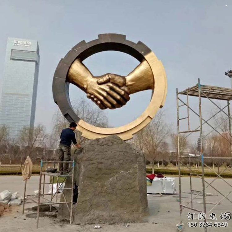 握手雕塑批发,景观雕塑,不锈钢握手雕塑制作承接 握手雕塑批发,景观雕塑,不锈钢握手雕塑制作承接