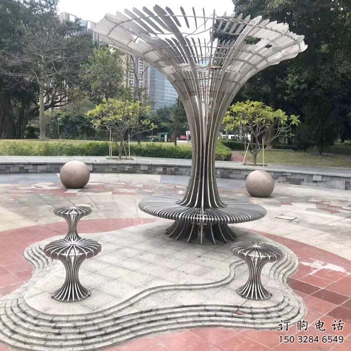 抽象伞树雕塑供需,美陈雕塑,欧式镂空伞树雕塑承接 抽象伞树雕塑供需,美陈雕塑,欧式镂空伞树雕塑承接