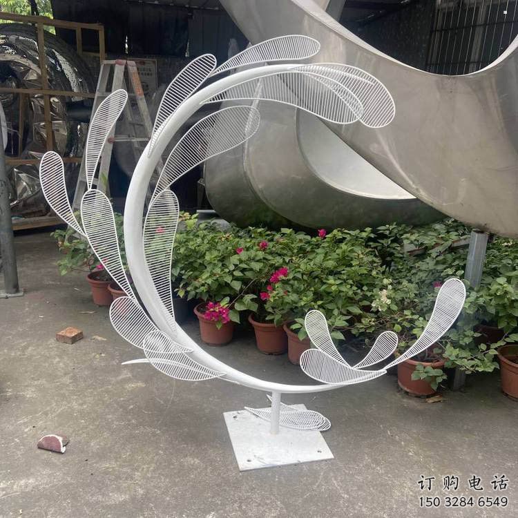 景观树叶雕塑订做，街景小品，镂空烤漆树叶雕塑定制