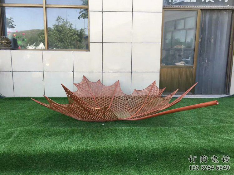 镂空树叶雕塑制作，美陈雕塑，铁艺树叶雕塑观赏型