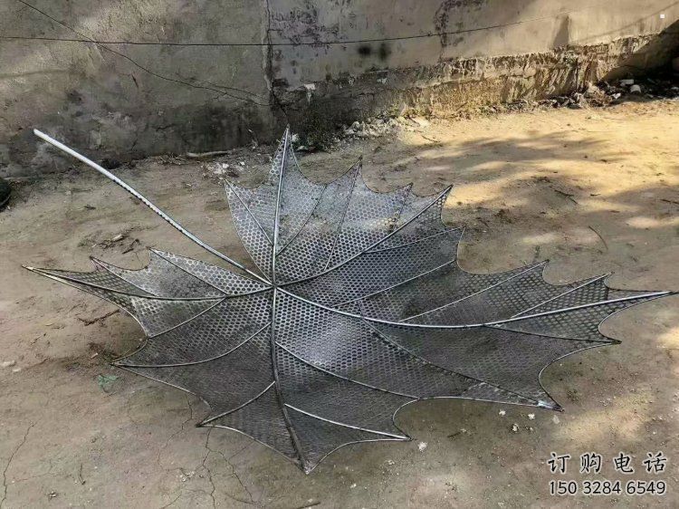树叶雕塑生产商，彩钢制作，大型铁艺树叶雕塑定做