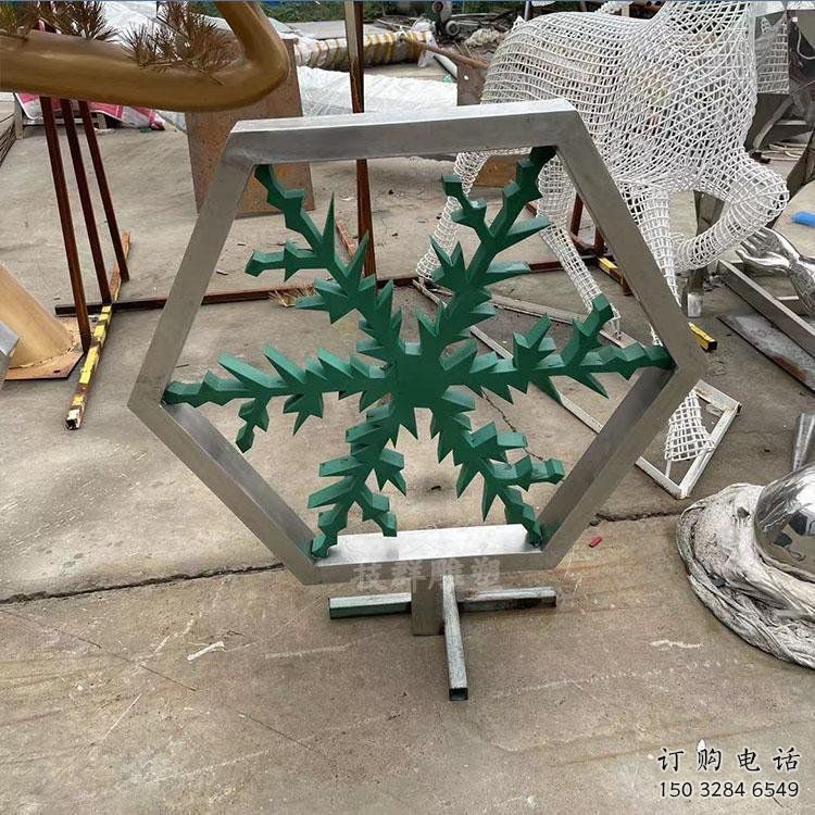 街头雪花雕塑 街头雪花雕塑