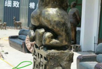 握拳雕塑制造，中式工艺，玻璃钢仿铜握拳雕塑厂家