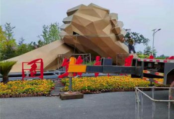 几何握手雕塑