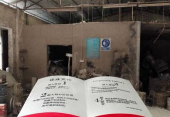 广场书籍雕塑厂家，露天雕塑，玻璃钢书籍雕塑标准