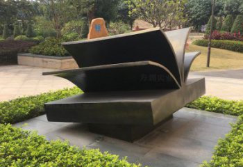 铜书本雕塑制作，景区案例，铜书本雕塑定做厂家