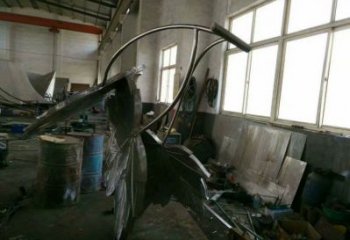 枫叶雕塑优选，陆地摆件，艺术不锈钢枫叶雕塑供应