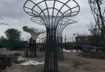 遮阳树雕塑制造，镂空雕塑，不锈钢遮阳树雕塑厂家