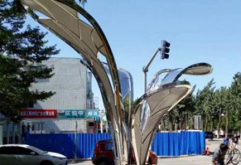 镜面树叶雕塑制造，广场雕塑，制造不锈钢树叶雕塑厂家