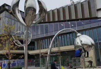 四叶草雕塑承接，村标概念，不锈钢四叶草雕塑供需