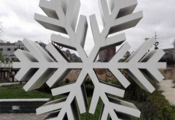 广场雪花雕塑