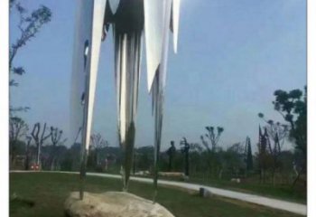 水滴雕塑摆件优选，陆地摆件，不锈钢水滴雕塑供应