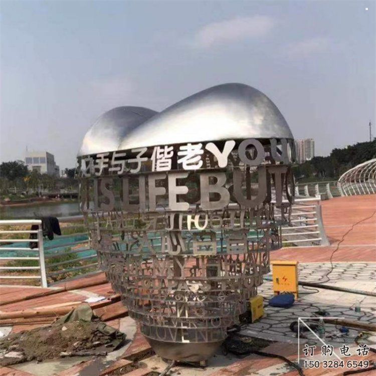 心形球雕塑观赏型,街景小品,不锈钢心形球雕塑常用 心形球雕塑观赏型,街景小品,不锈钢心形球雕塑常用