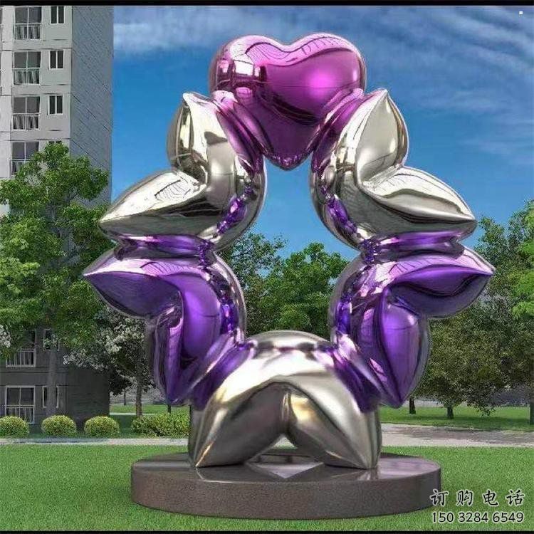 街头心心相印雕塑 街头心心相印雕塑