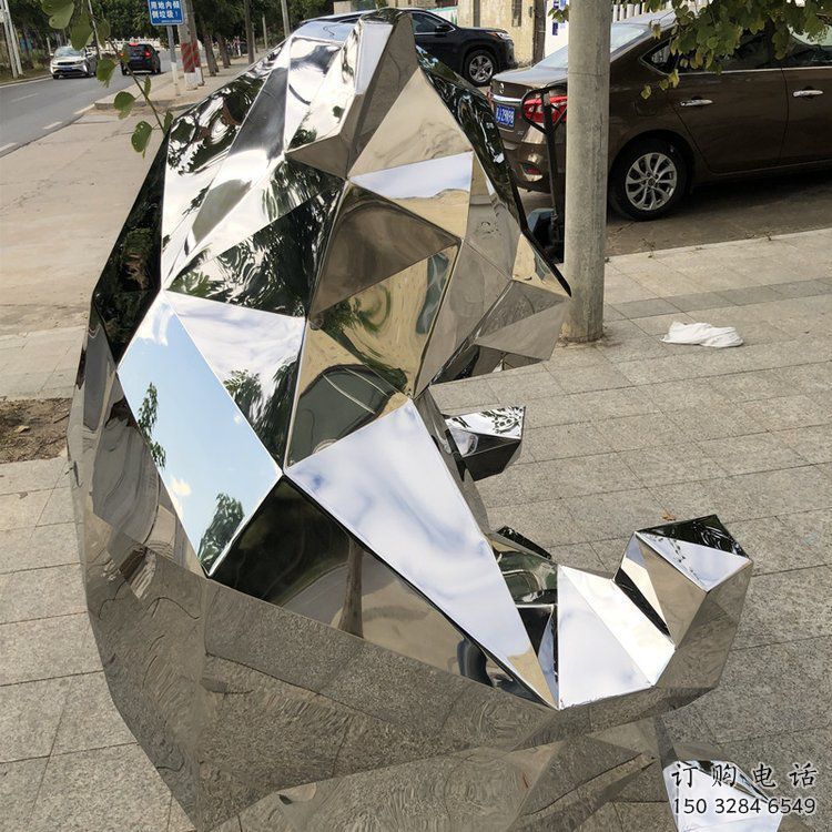 熊猫雕塑指用,景观雕塑,镜面不锈钢熊猫雕塑点击 熊猫雕塑指用,景观雕塑,镜面不锈钢熊猫雕塑点击