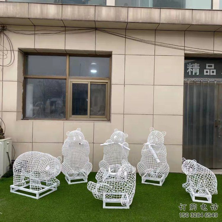 熊猫雕塑制造商,酒店摆件,镂空熊猫雕塑定制厂家 熊猫雕塑制造商,酒店摆件,镂空熊猫雕塑定制厂家