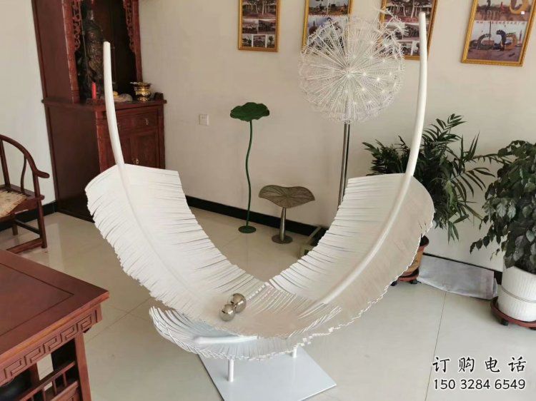 彩绘羽毛雕塑 彩绘羽毛雕塑