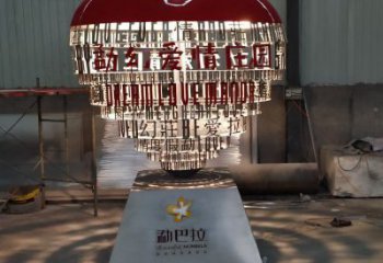 心形球雕塑制造，白钢构件，不锈钢心形球雕塑提供