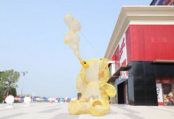 大型熊猫雕塑制作，花园小品，镂空熊猫雕塑厂家