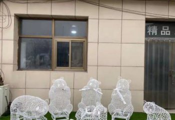 熊猫雕塑制造商，酒店摆件，镂空熊猫雕塑定制厂家
