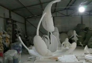 美陈羽毛雕塑