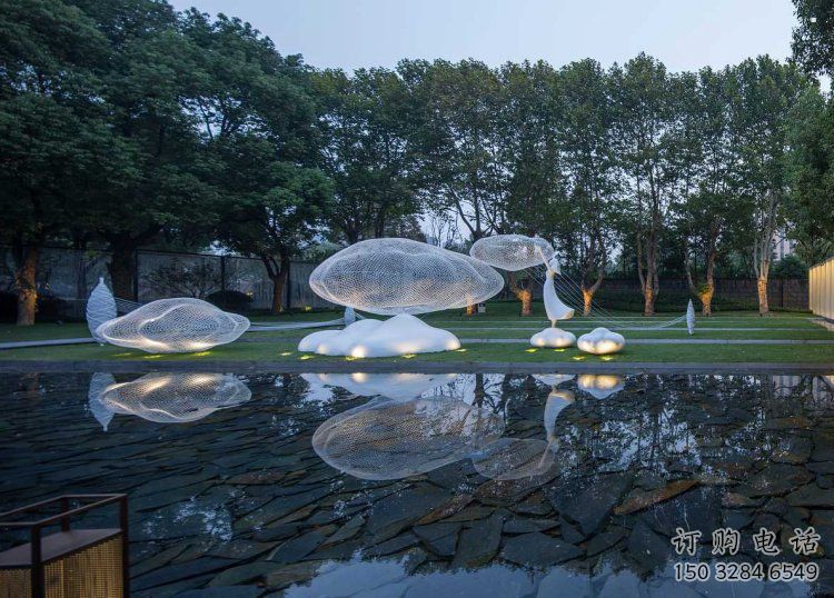 云朵雕塑供应,花园小品,户外镂空云朵雕塑展品 云朵雕塑供应,花园小品,户外镂空云朵雕塑展品