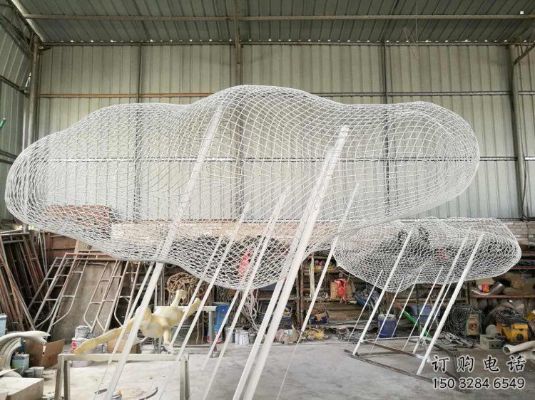 镂空云朵雕塑,编织工艺制作,金属景观雕塑 镂空云朵雕塑,编织工艺制作,金属景观雕塑
