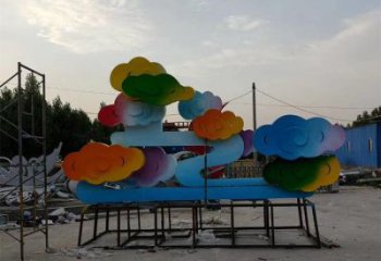 大门口云彩雕塑