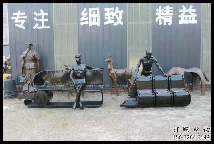 彩绘胶卷雕塑
