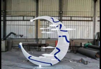 幼儿园月牙雕塑，铁艺文化雕塑，铸造制作
