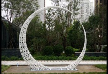 月牙雕塑制造，欧式风格，镂空月牙雕塑厂家定价