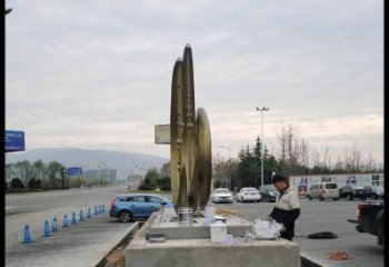 月亮雕塑生产，广场雕塑，月亮水帘雕塑展品