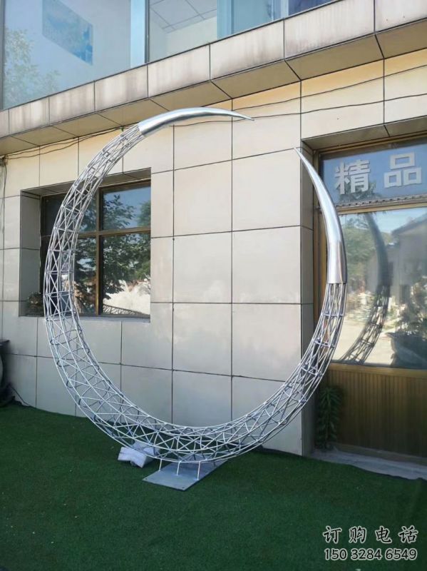 圆环雕塑制造商,小区摆件,白钢镂空圆环雕塑提供 圆环雕塑制造商,小区摆件,白钢镂空圆环雕塑提供