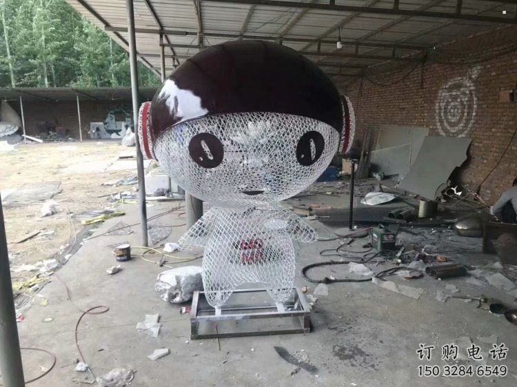 动漫人物雕塑厂家，编织工艺，公园广场户外卡通人物雕塑