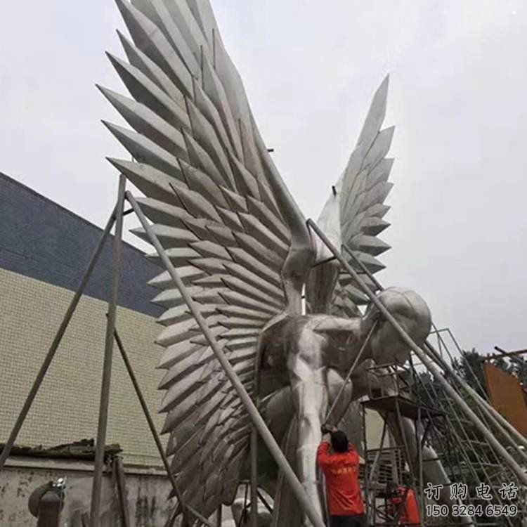 房地产翅膀雕塑，仿古景观雕塑，喷砂制造
