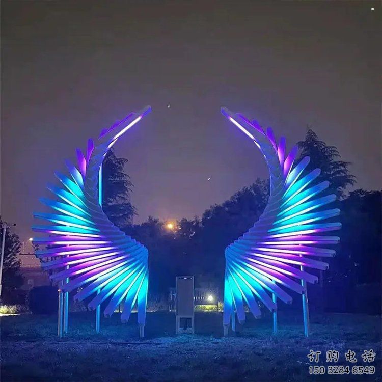 金属天使之翼雕塑制造商，钢管组合，公共翅膀雕塑优选