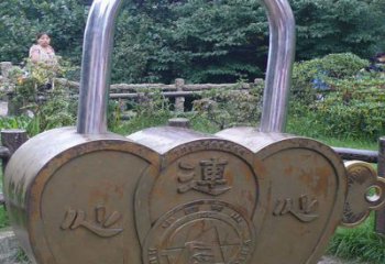 同心锁雕塑景观制造，街景小品，锁子雕塑优价