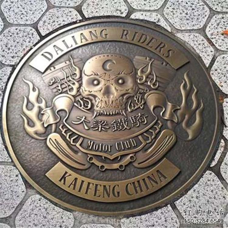 道里铸造校徽雕塑 道里铸造校徽雕塑