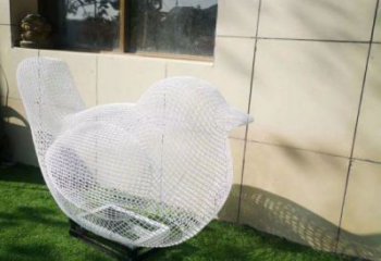 白下镂空鸟雕塑供需，透雕系列，铁艺小鸟雕塑制造商