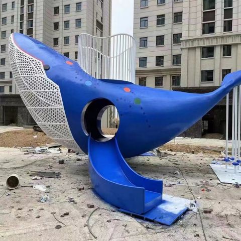 滑梯雕塑 (1)